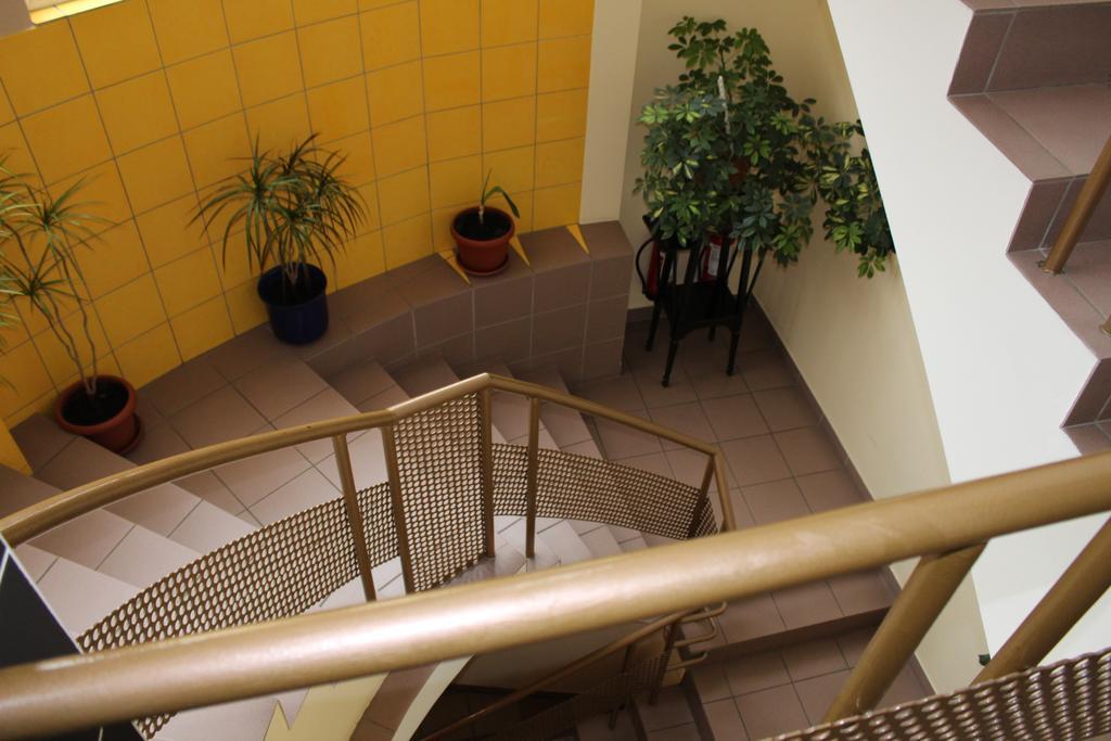 Pension Yellow Temeşvar Dış mekan fotoğraf